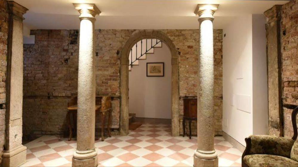 Le Due Corone Venise